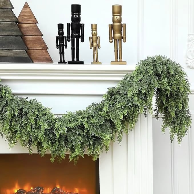 🎄Artificial Green Cedar Wreath – Indoor/Outdoor Holiday Decor