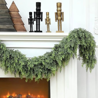 🎄Artificial Green Cedar Wreath – Indoor/Outdoor Holiday Decor